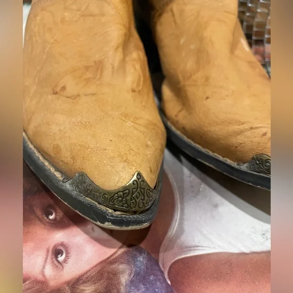 Shit Kickers - Picture 5 of 9